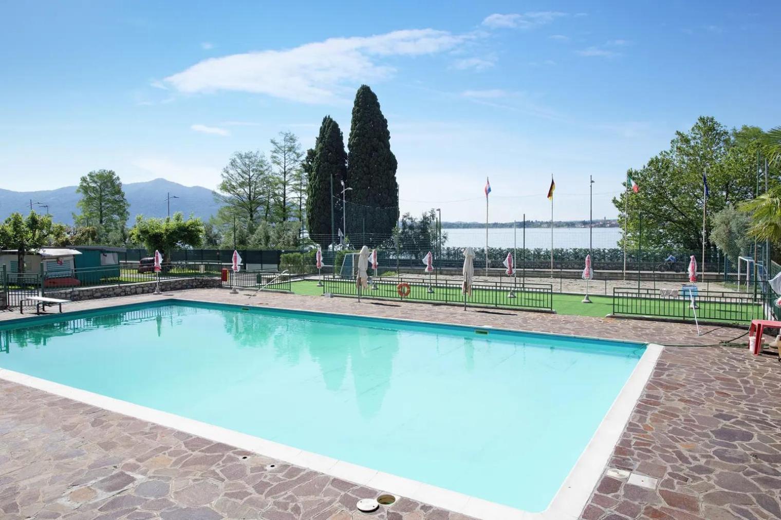 Camping Eurovil Predore Ngoại thất bức ảnh