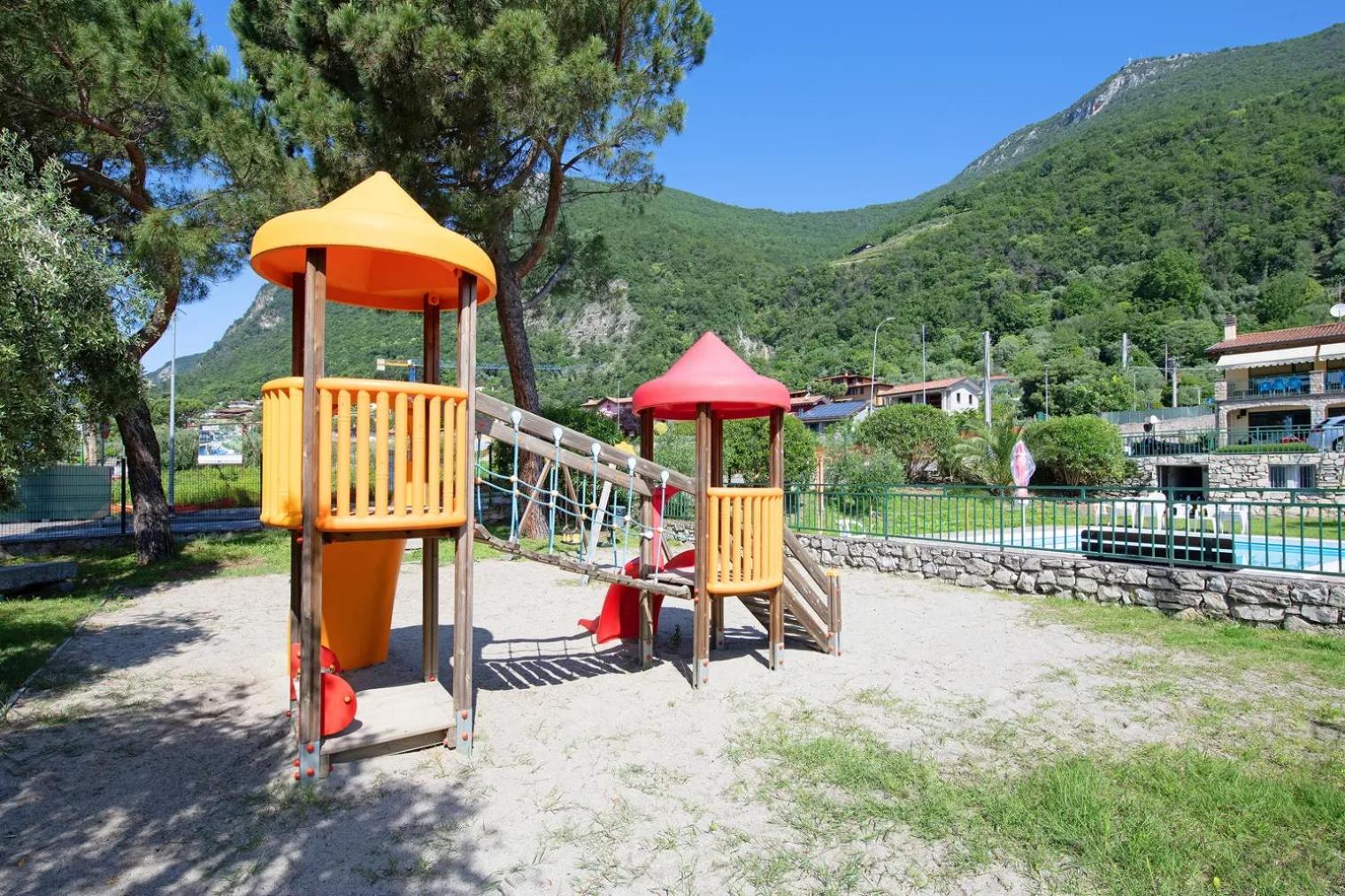 Camping Eurovil Predore Ngoại thất bức ảnh